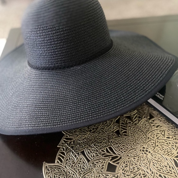 Summer hat - Picture 2 of 6